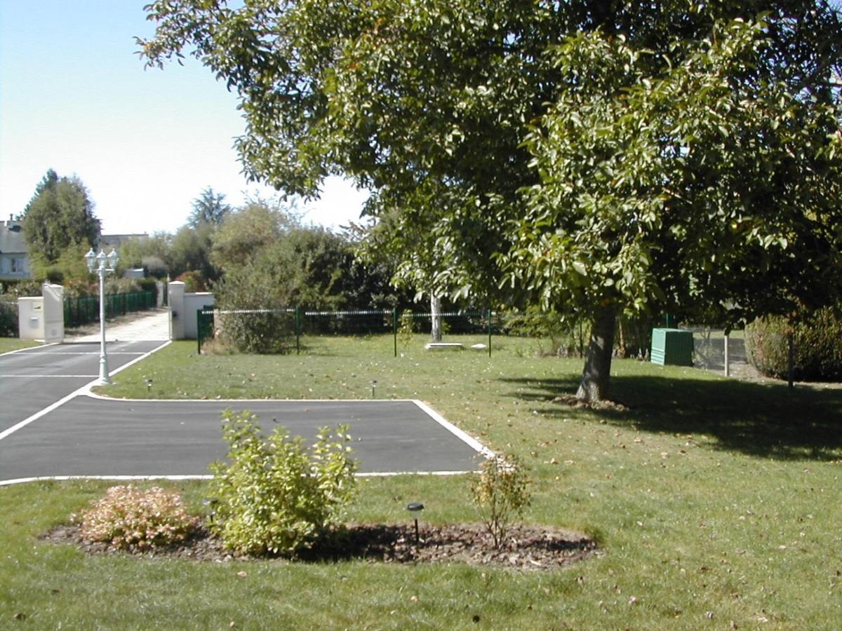 Villa Le Clos De Mosny 阿姆博斯 外观 照片